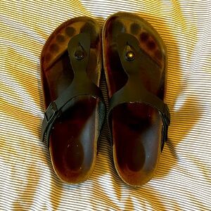 Birkenstock Gizeh Black Size 40 (9/10 Womens)